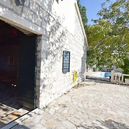 La Casa Simone Holiday home Jesenice (Split-Dalmatia)